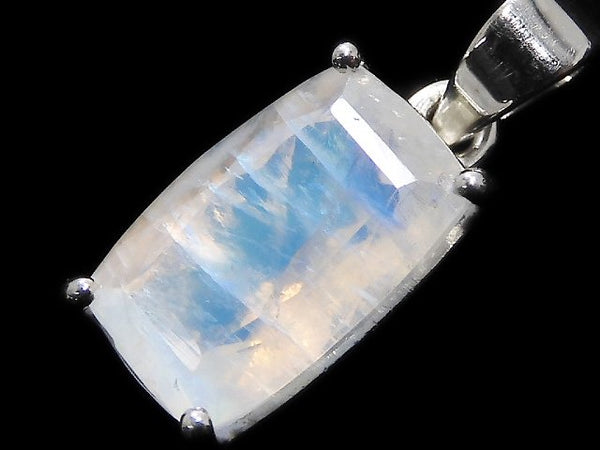 [Video][One of a kind] High Quality Rainbow Moonstone AAA Faceted Pendant Silver925 NO.45