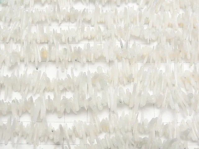 [Video] White Coral (Dyed) Chips 1 strand beads (aprx.16inch/39cm)