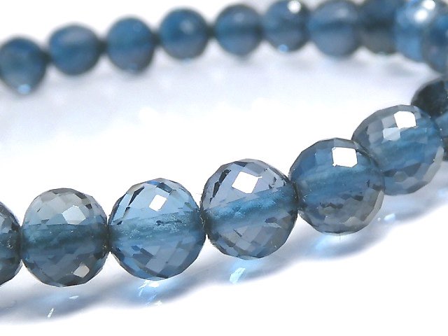 [Video][One of a kind] High Quality London Blue Topaz AAA- Faceted Round 5.5mm Bracelet NO.4