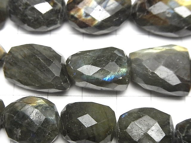 [Video]Labradorite AA++ Faceted Nugget 1strand beads (aprx.13inch/32cm)