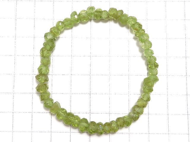 [Video][One of a kind] High Quality Peridot AAA- Faceted Nugget Bracelet NO.31