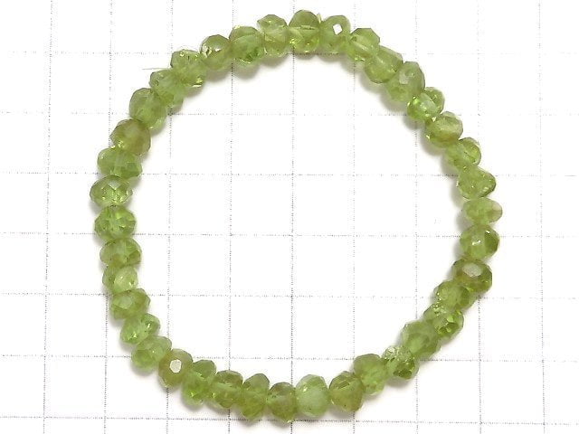 [Video][One of a kind] High Quality Peridot AAA- Faceted Nugget Bracelet NO.32