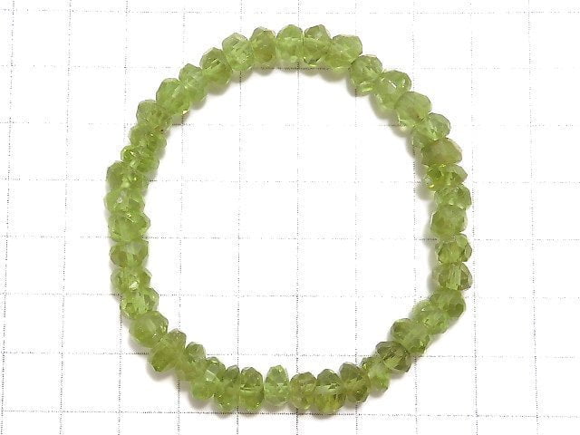 [Video][One of a kind] High Quality Peridot AAA- Faceted Nugget Bracelet NO.33