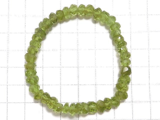 [Video][One of a kind] High Quality Peridot AA++ Faceted Nugget Bracelet NO.36