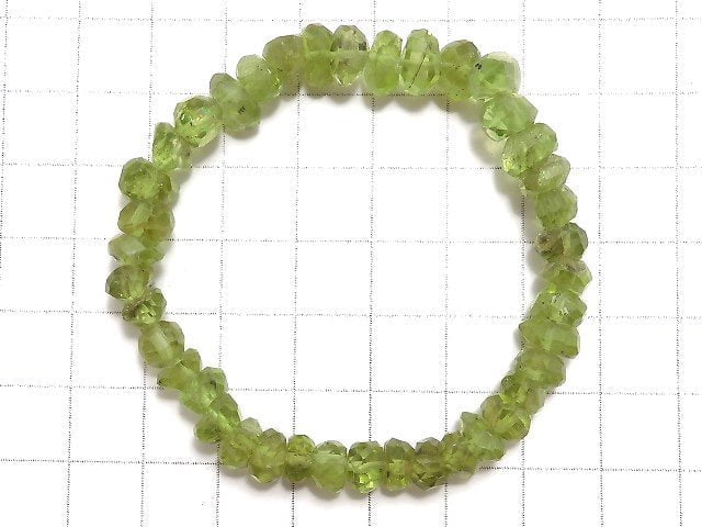 [Video][One of a kind] High Quality Peridot AA++ Faceted Nugget Bracelet NO.37