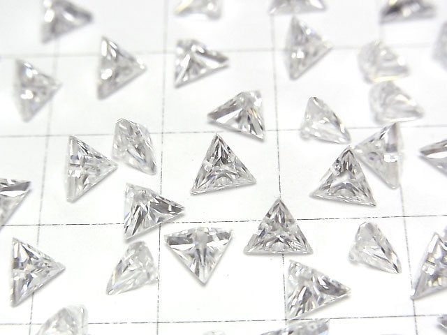 [Video] Moissanite AAA Loose stone Triangle Faceted 5x5mm [Clear] 1pc