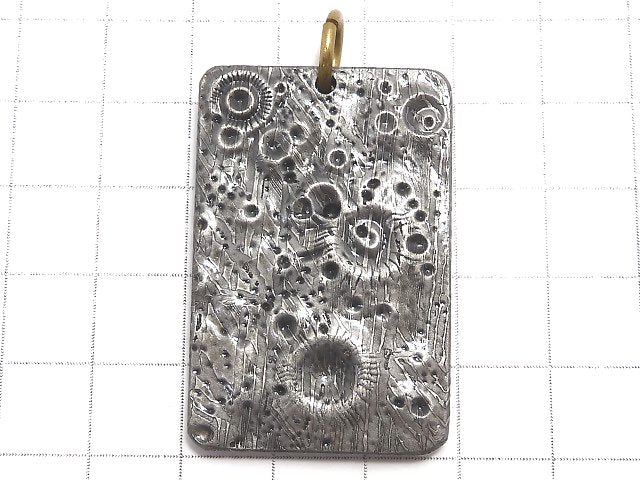 [Video][One of a kind] Meteorite (Altai meteorite) Carved Pendant NO.1