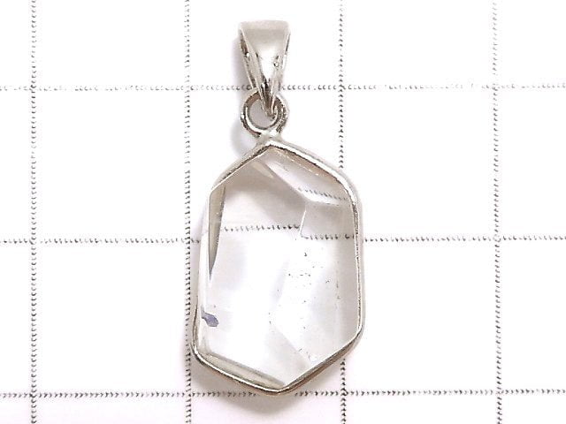 [Video][One of a kind] Fluorite in Quartz Faceted Nugget Pendant Silver925 NO.71