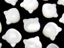 [Video] White Shell (Silver-lip Oyster) AAA Cat Motif 10x9.5mm [Horizontal hole] 1pc