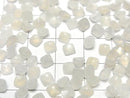 [Video]High Quality White Moonstone AAA Sugarloaf Cut 4x4mm 10pcs