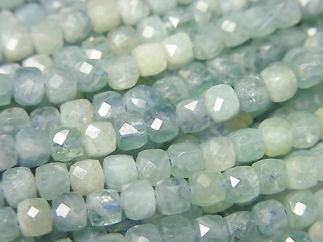 [Video] High Quality! Blue-Green Kyanite AA++ Cube Shape 4x4x4mm half or 1strand Beads (approx. 15 inches/36 cm)