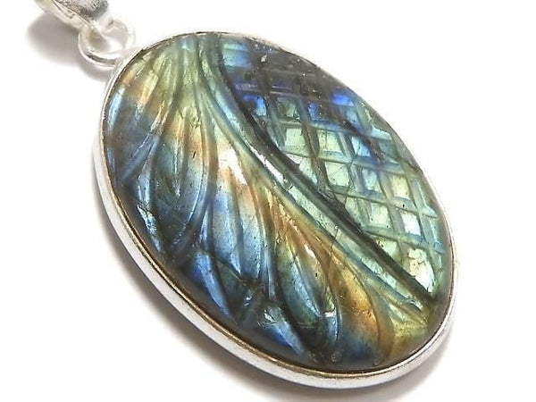 [Video][One of a kind] Rainbow Labradorite AAA- Carved Pendant Silver925 NO.31