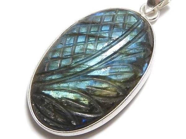 [Video][One of a kind] Rainbow Labradorite AAA- Carved Pendant Silver925 NO.33