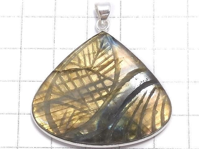 [Video][One of a kind] Rainbow Labradorite AAA- Carved Pendant Silver925 NO.40