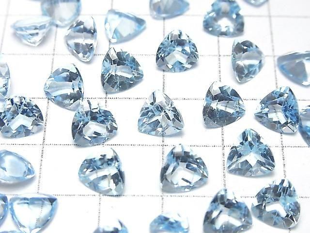 [Video] High Quality Sky Blue Topaz AAA Loose Stone Triangle Faceted 8x8mm 2pcs