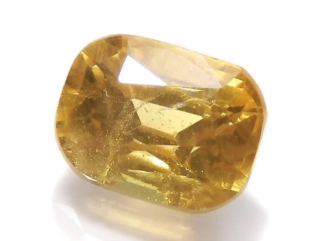 [Video][One of a kind] High Quality Scheelite Loose Stone Faceted 1pc NO.7