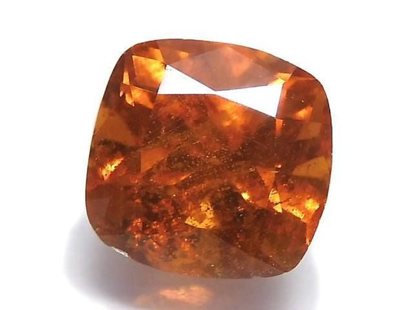 [Video][One of a kind] High Quality Scheelite Loose Stone Faceted 1pc NO.9
