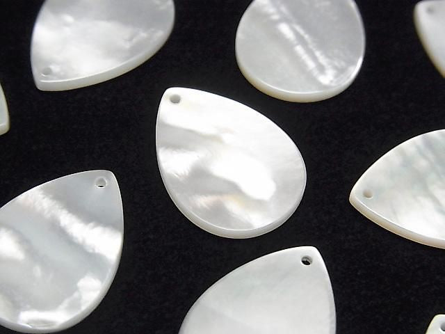 [Video] High Quality White Shell (Silver-lip Oyster) AAA Flat Pear Shape 18x13mm 3pcs