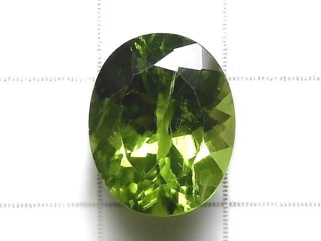 [Video][One of a kind] High Quality Peridot AAA- Loose stone Faceted 1pc NO.5