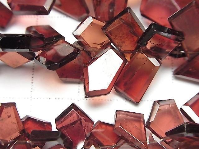 [Video] Mozambique Garnet AA++ Rough Slice Faceted Half or 1 Strand Beads (aprx. 7 inches/18 cm)
