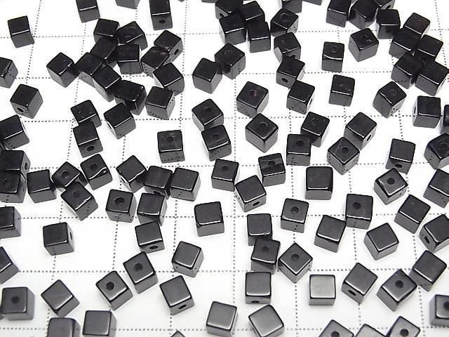 Onyx Cube 4x4x4mm [Half Drilled Hole] 4pcs