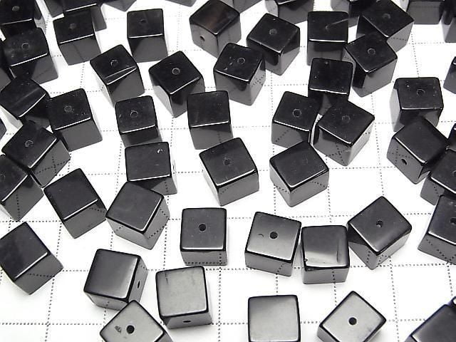 [Video] Onyx Cube 8x8x8mm [Half Drilled Hole] 4pcs