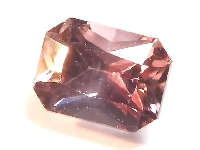 [Video][One of a kind] High Quality Color Change Garnet AAA- Loose stone Faceted 1pc NO.3