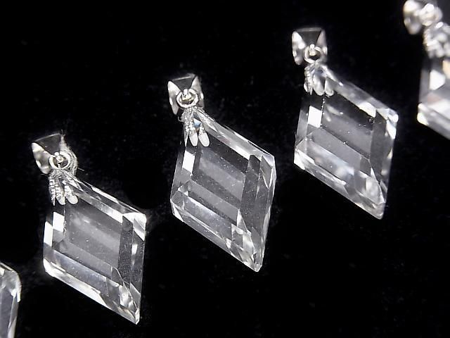 [Video] High Quality Crystal AAA Diamond Shape Pendant 20x12mm Silver925