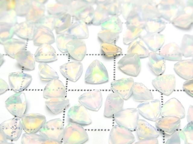 [Video] High Quality Ethiopian Opal AAA Loose Stone Triangle Faceted 5x5mm 10pcs