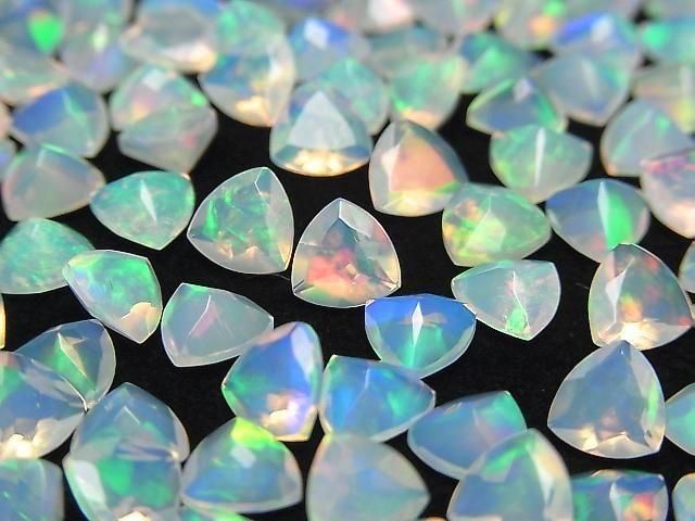 [Video] High Quality Ethiopian Opal AAA Loose Stone Triangle Faceted 6x6mm 5pcs