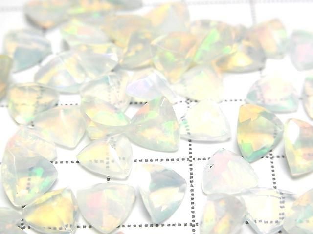 [Video] High Quality Ethiopian Opal AAA Loose Stone Triangle Faceted 7x7mm 3pcs