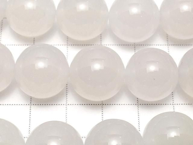 White Chalcedony AAA Round 16mm half or 1strand beads (approx. 15 inches/37 cm)