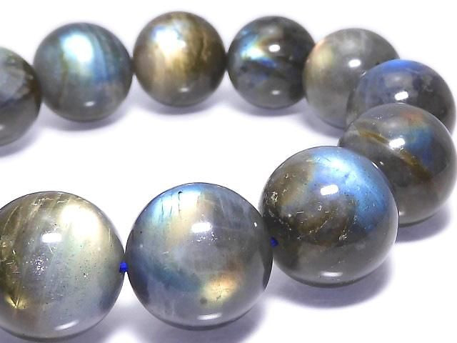 [Video][One of a kind] Labradorite AAA- Round 17mm Bracelet NO.124