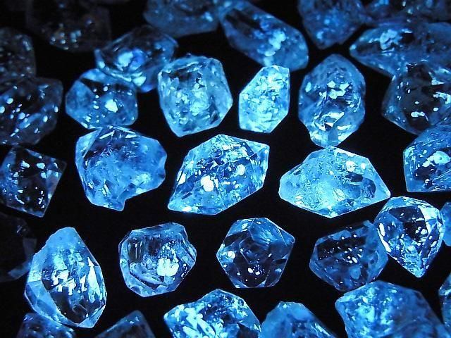 [Video] Pakistan Oil in Quartz Undrilled Rough Rock [Medium Size] 5pcs