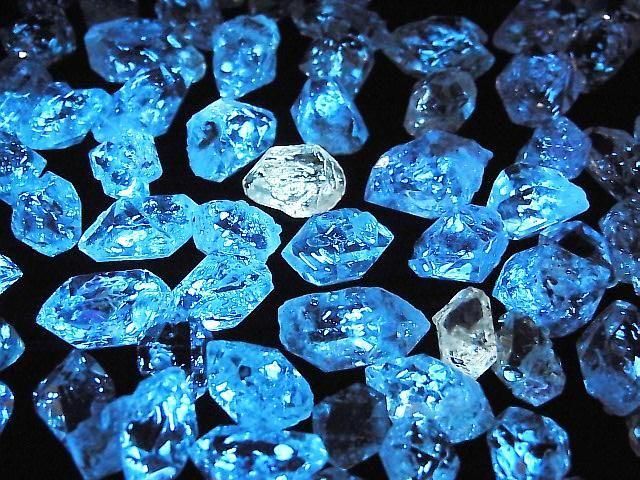 [Video] Pakistan Oil in Quartz Undrilled Rough Rock [Medium Size] 5pcs