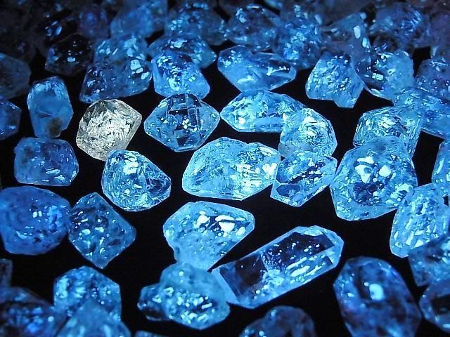 [Video] Pakistan Oil in Quartz Undrilled Rough Rock [Large Size] 3pcs