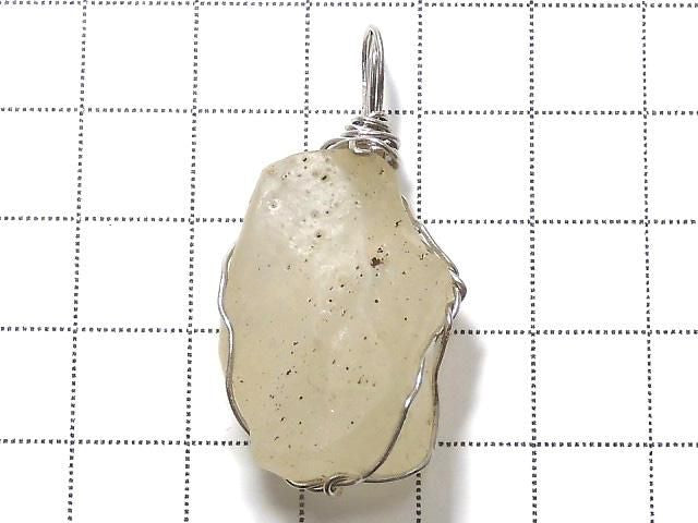 [Video][One of a kind] Libyan Desert Glass Rough Rock Nugget Pendant Wire Frame NO.1