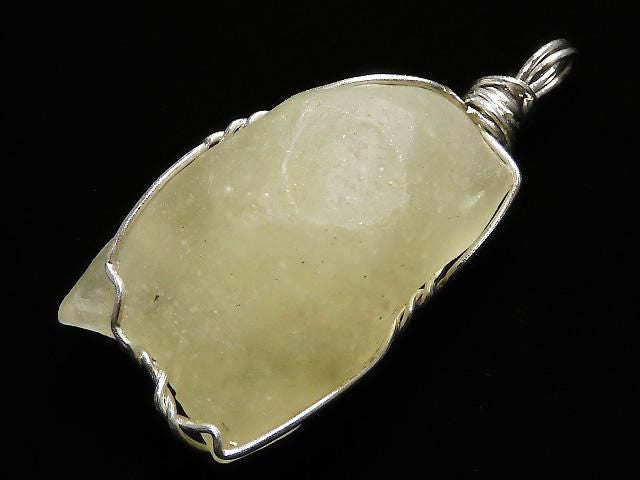 [Video][One of a kind] Libyan Desert Glass Rough Rock Nugget Pendant Wire Frame NO.7