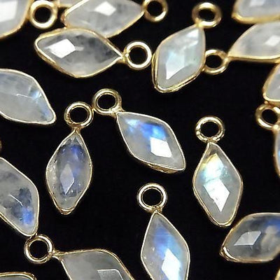 Regenbogen-Mondstein AA++ Fassung Diamantform 11x6mm 18KGP 3 Stück