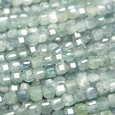 Blau-grüner Kyanit AA++ Würfelform 3x3x3mm 1strang Perlen (ca. 15 Zoll/36 cm) hohe Qualität!