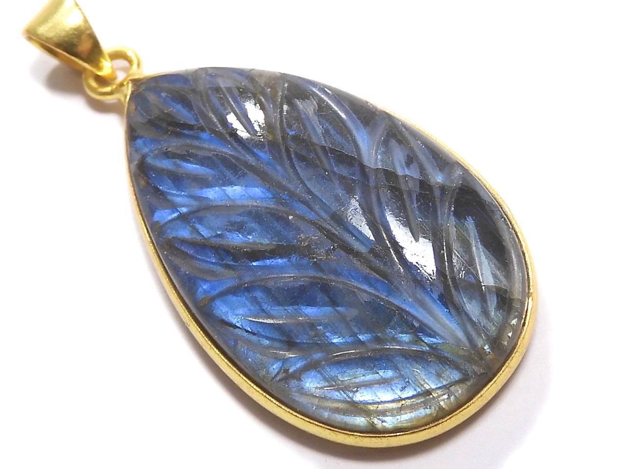 Rainbow Labradorite AAA- Carved Pendant 18KGP NO.51 [One of a kind]