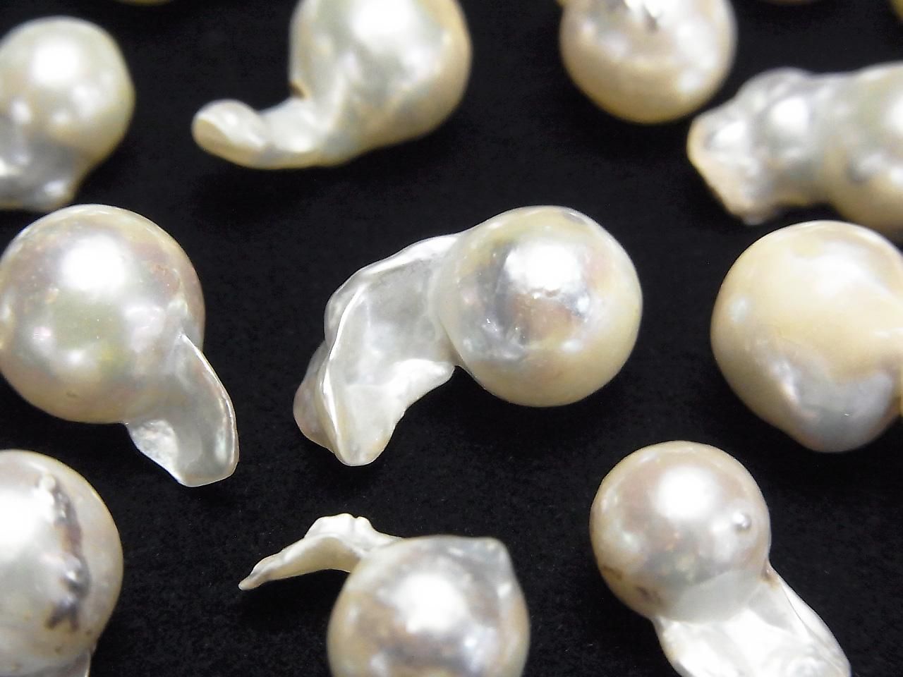 Akoya Pearls Baroque Fin Pattern 6.5-10mm white-silver Untreated 3pcs