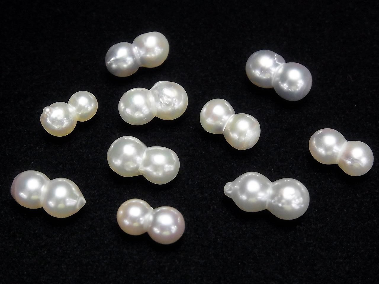 Akoya Pearls AAA- Natural Twin Pearls 5.5-7mm White Silver Untreated 2pcs