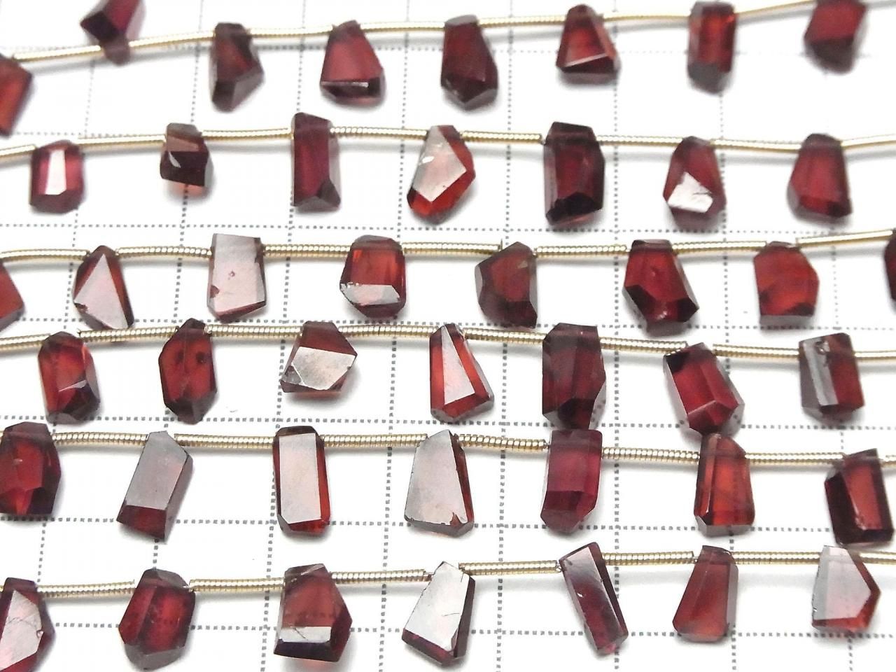 Mozambique Garnet AA++ Rough Faceted Nugget Top Side Drilled Hole 1strand beads (15pcs)