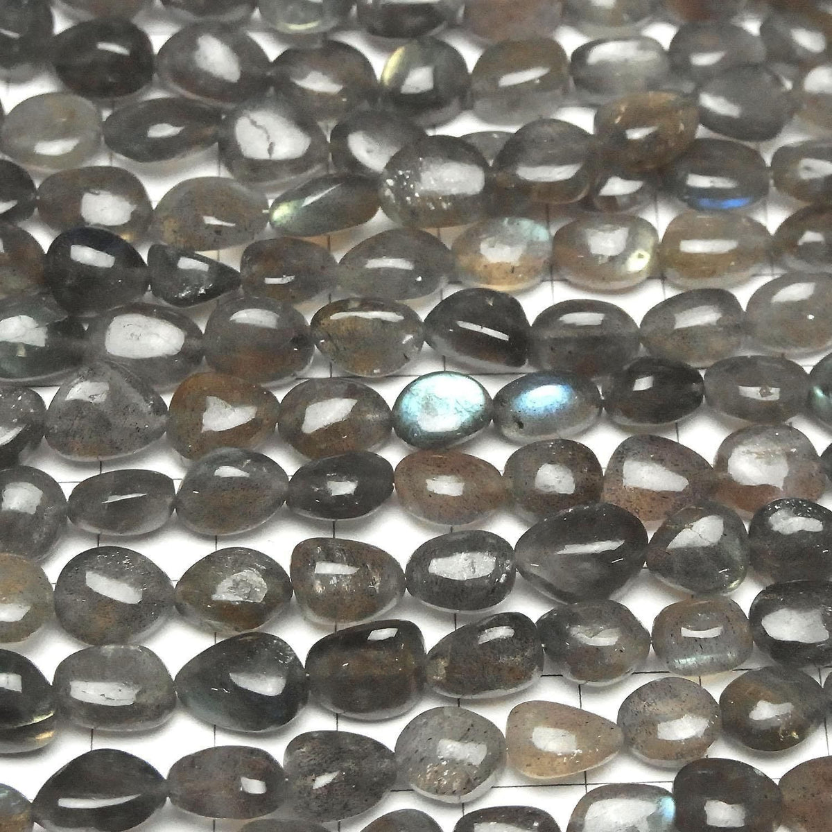 Labradorite AA++ Nugget 1strand beads (aprx.16inch/40cm)