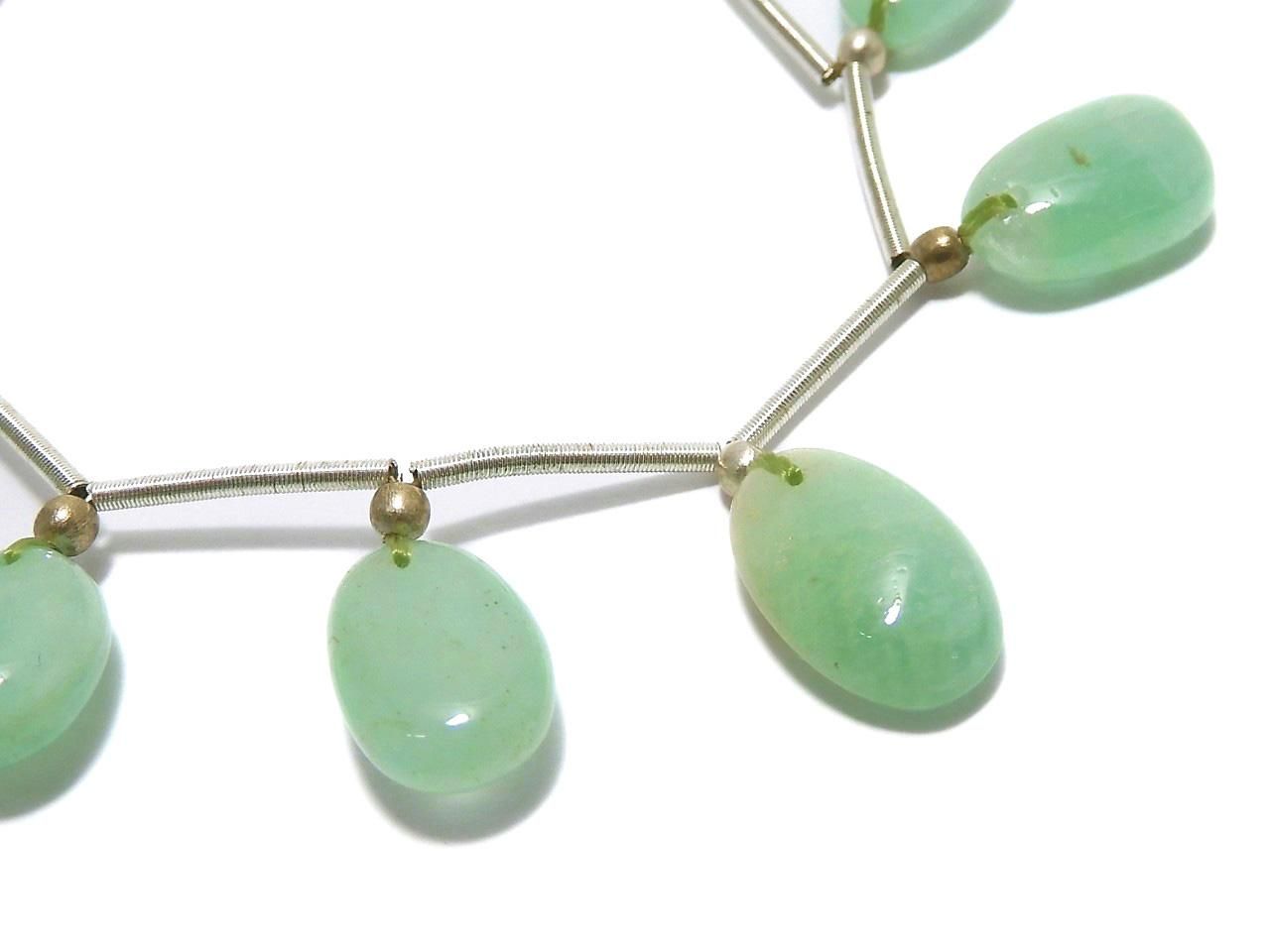 Apple Green Chalcedony Nugget 1strand beads (13pcs) NO.1 [One of a kind]