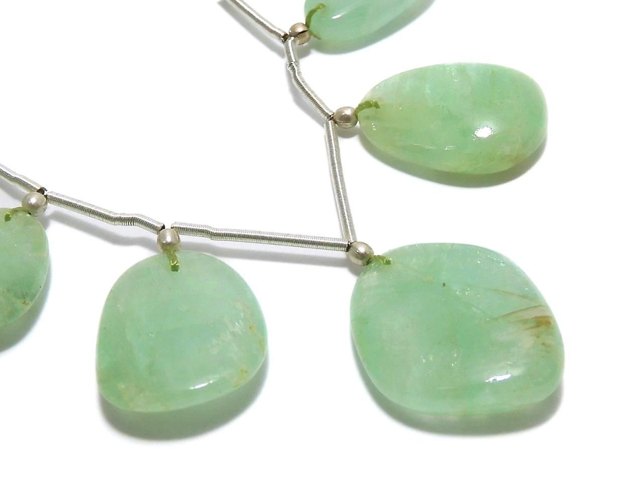 Apple Green Chalcedony Nugget 1strand beads (11pcs) NO.5 [One of a kind]
