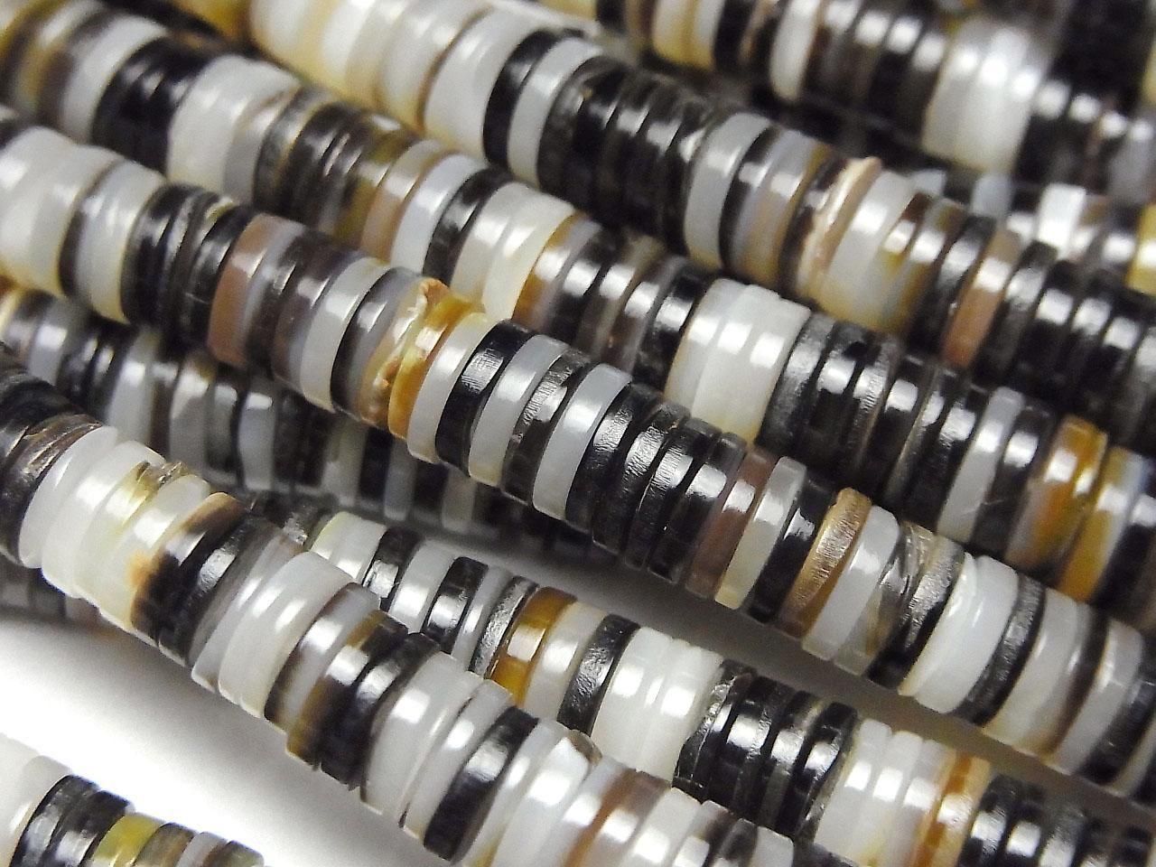 Brown-Black Shell Rondelle (Heishi) 6x6x1mm 1strand beads (approx. 15inch/36cm)