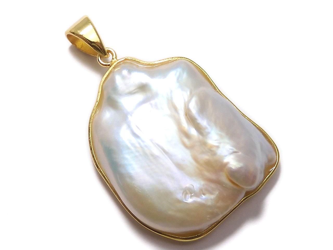 Fresh Water Pearl Keshi Pearl Pendant 18KGP NO.45 [One of a kind]