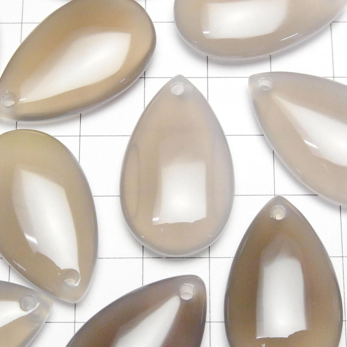 Gray Onyx AAA Pear Shape 30x18mm 2pcs